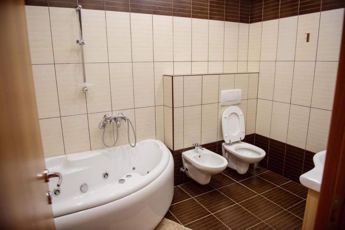 Sadara Sea Breeze Apartment Navodari Ngoại thất bức ảnh